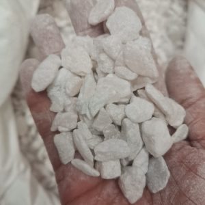滑石：解密其爽滑属性，探索清热利尿等功效及实用方剂？