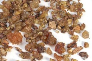 乳香中药的属性、功效与作用及方剂搭配分析？插图