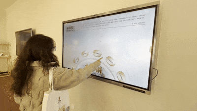 2025 武汉中医药文化宣传周启幕，AI 沉浸式中医药文化馆成亮点插图7