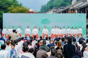 “沙磁中医荟” 中医养生功法大赛磁器口上演，传统功法焕发时代光彩插图