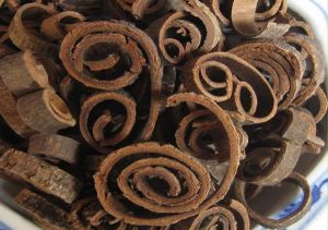 厚朴根皮：解读属性，探寻燥湿解毒功效与对应方剂插图