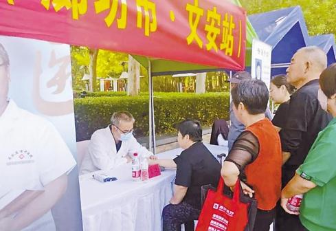 2025 河北省 “名中医走基层” 走进文安：科普 + 义诊 + 带教，中医药惠基层