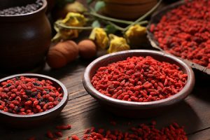 枸杞子：养生常用中药的属性、功效与作用及方剂推荐插图2