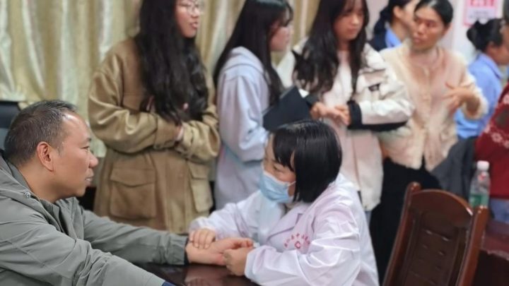 永乐江镇 “传承中医药文化 共创健康新风尚” 活动热启，中医药服务惠基层插图1