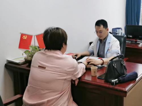 中医传承与创新：郭斌院长让古老智慧为现代健康服务，走向世界插图