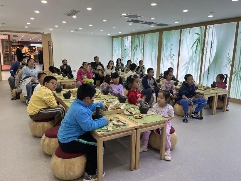 达仁堂中医药博物馆首期亲子香囊研学课开启，探秘本草传承中医文化插图3