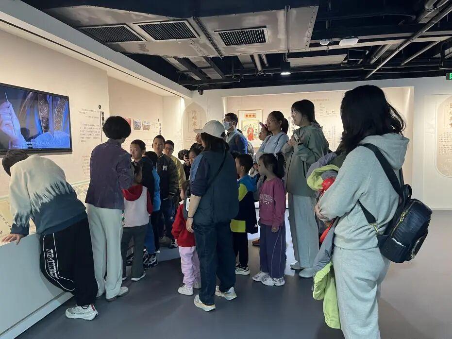 达仁堂中医药博物馆首期亲子香囊研学课开启，探秘本草传承中医文化插图1