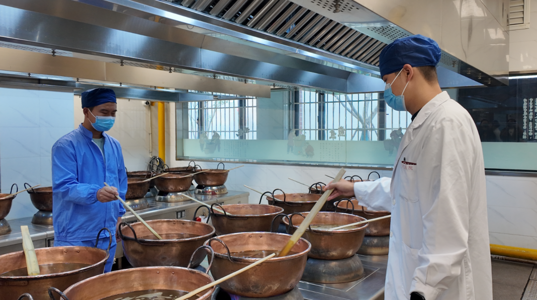 立冬时节曙光医院冬令膏方开炉，传承创新并举，专家详解养生全攻略插图3