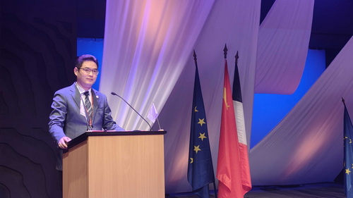 裕亨中医新闻丨2025中医药人才培养论坛：为行业发展注入新活力！插图