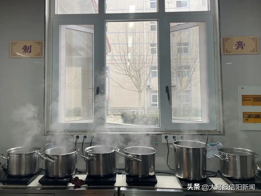 信阳市中医院膏方门诊为何刚开诊就受热捧？冬补又有哪些注意事项？插图1
