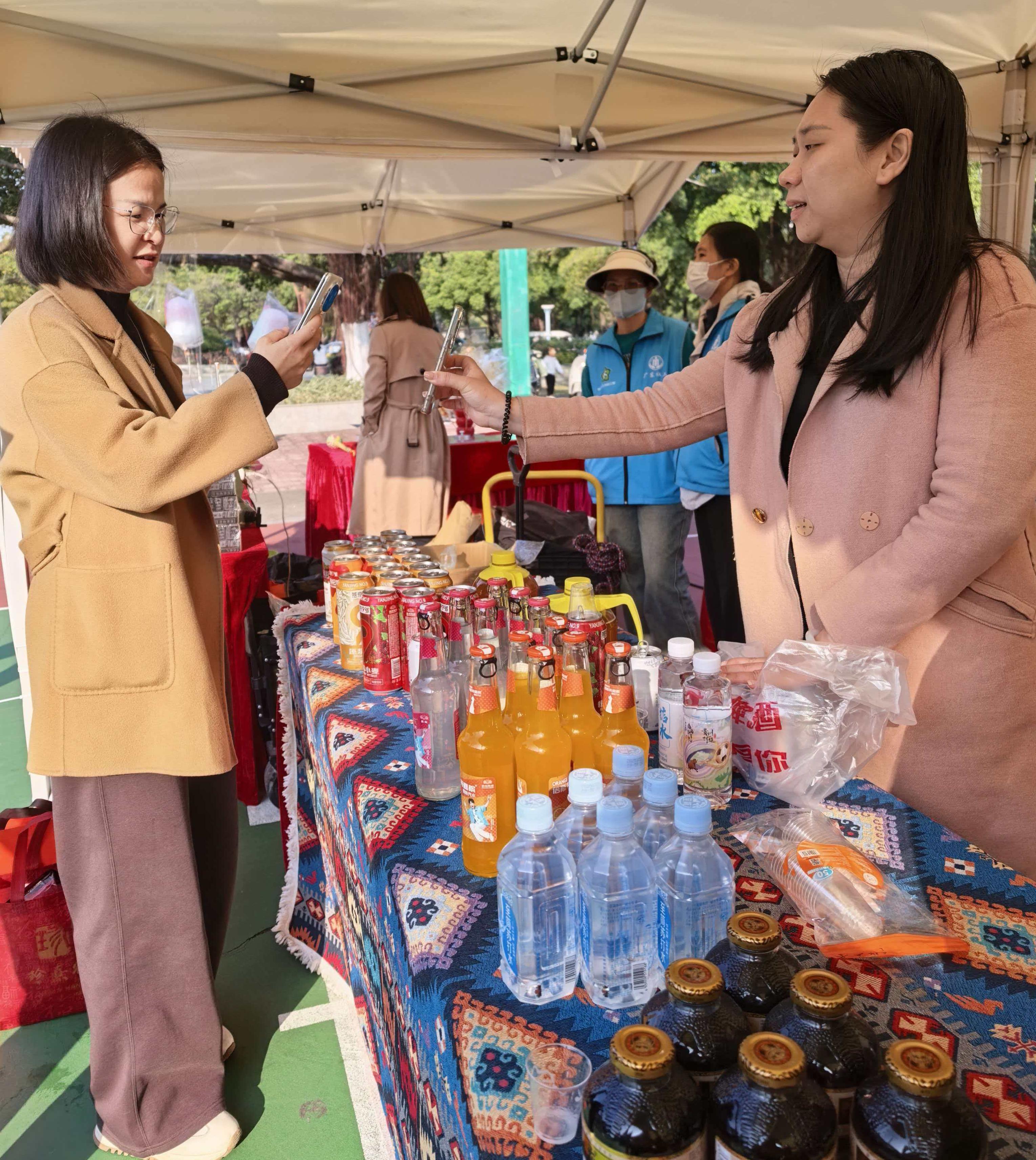 公园变身“便民健康港”，中医药健康集市走进南海狮山插图3