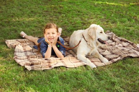 耳前瘘管去哪儿？