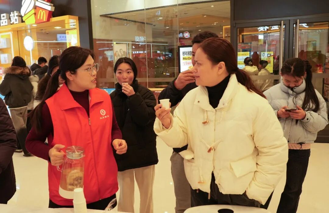 泗阳跨年公益集市暖心开市 中医智慧 + 急救科普守护健康新年插图3