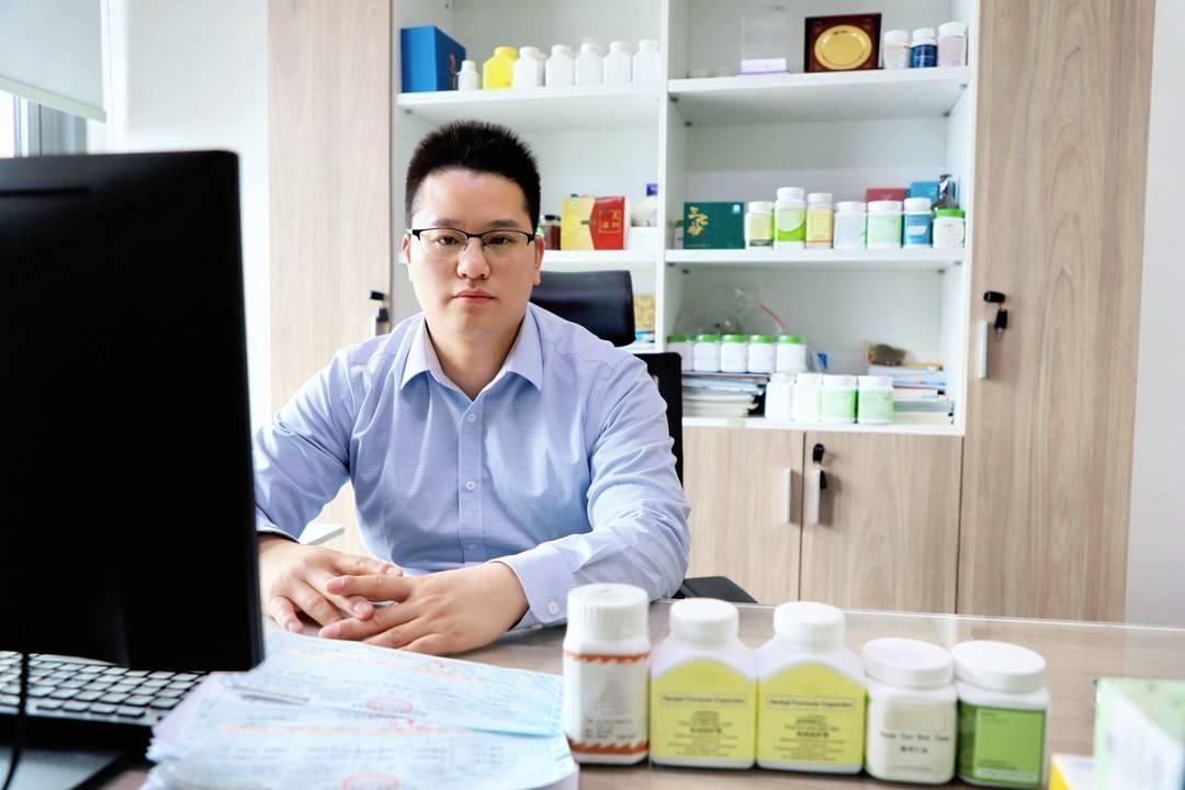 国医节特辑：川派中药的百年跨越，从抗争废止到成为欧洲的“健康咖啡”插图1